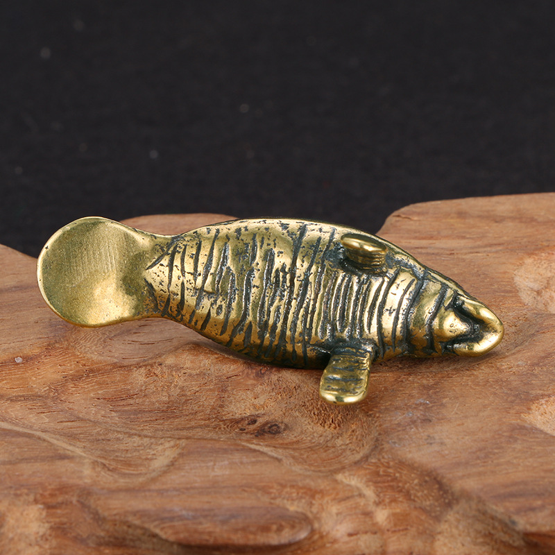 Statuette Decorative in Ottone - Desk Setup Retro recensione e prezzo