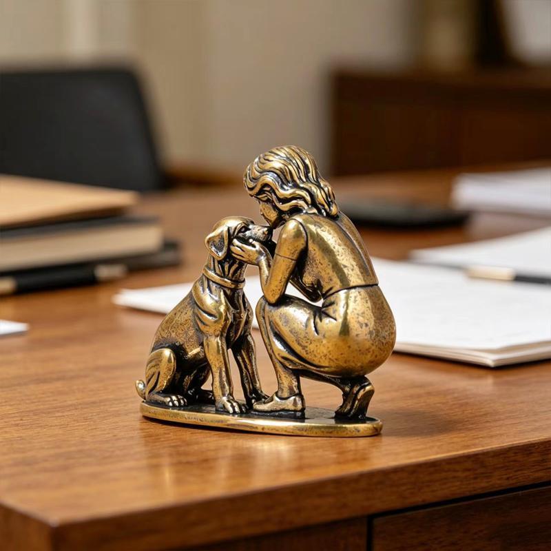 Statuetta di Cane Femmina in O - Desk Setup Retro recensione e prezzo